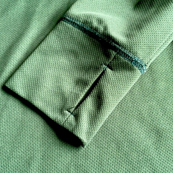 NFL Packer Apparel - Women’s Long sleeve - Picture 4 of 6